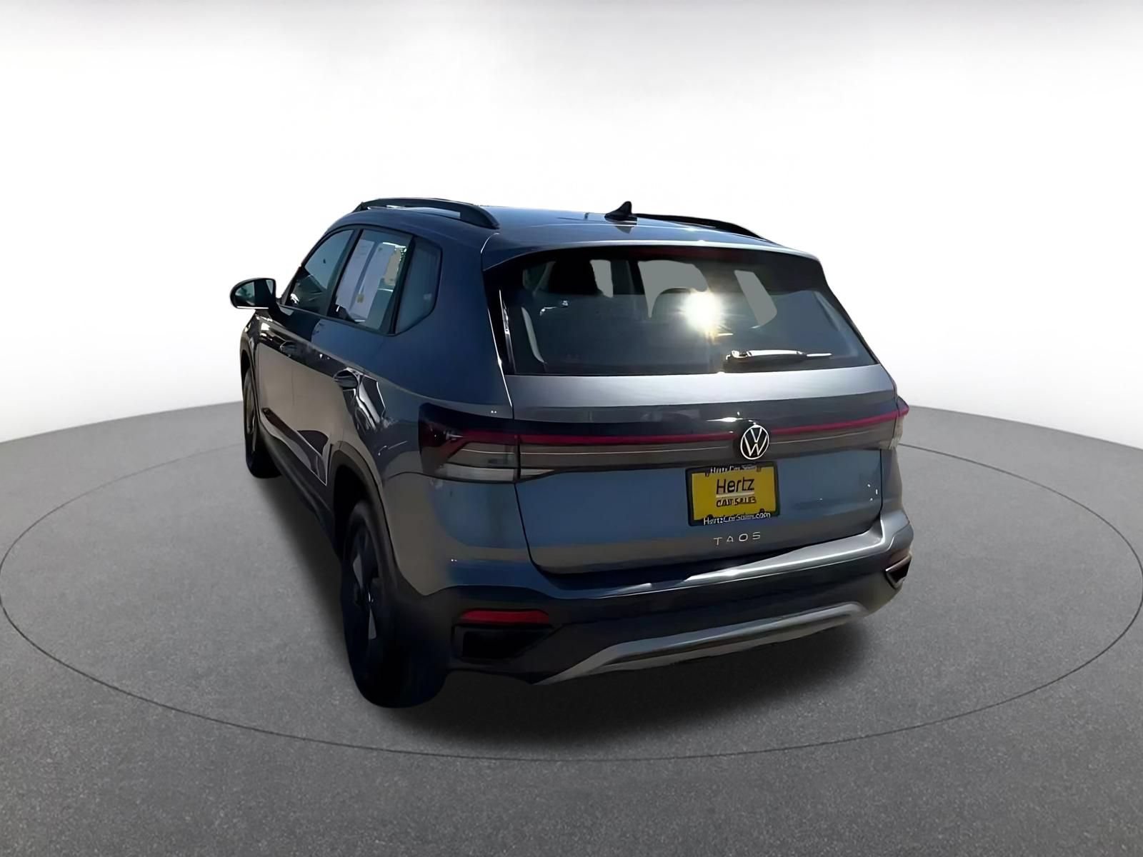 Used 2026 Volkswagen Taos S FWD image 10