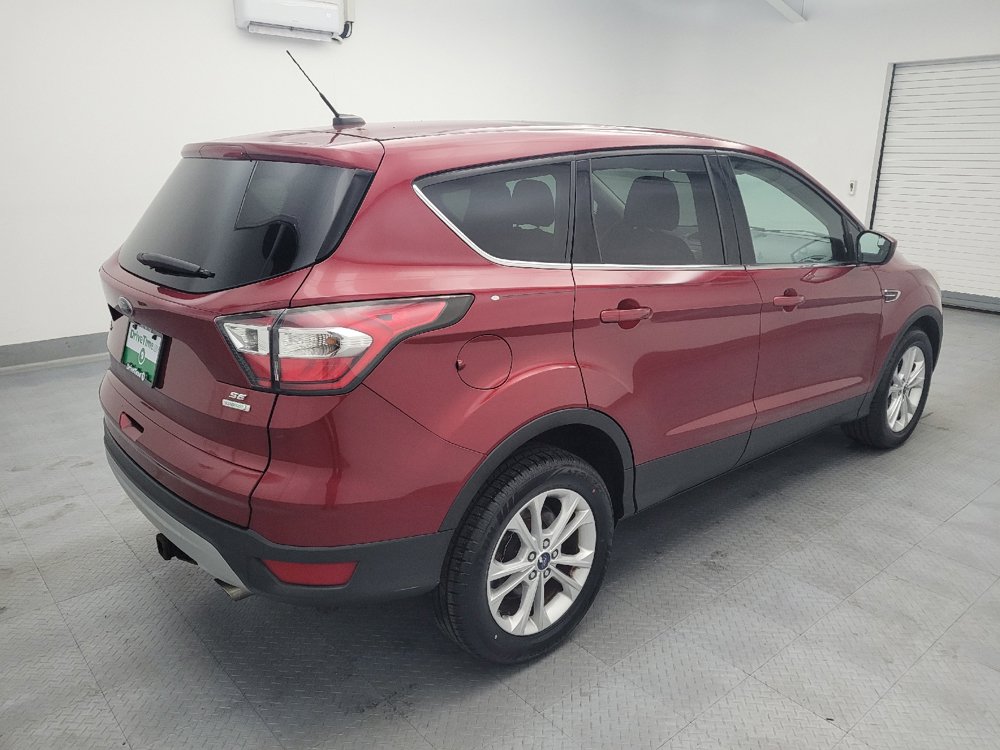Used 2017 Ford Escape SE w/ SE Cold Weather Package FWD image 10