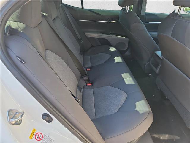 Used 2018 Toyota Camry LE FWD image 13