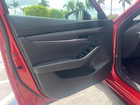 Certified 2025 MAZDA MAZDA3 s Sport image 27