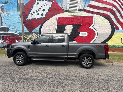 Used 2021 Ford F250 Lariat w/ Lariat Ultimate Package AWD/4WD image 3