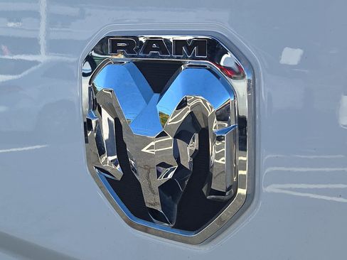 Used 2024 RAM 2500 Big Horn image 27