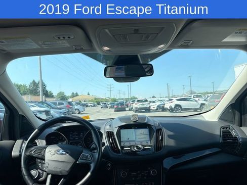 Used 2019 Ford Escape Titanium AWD/4WD image 12