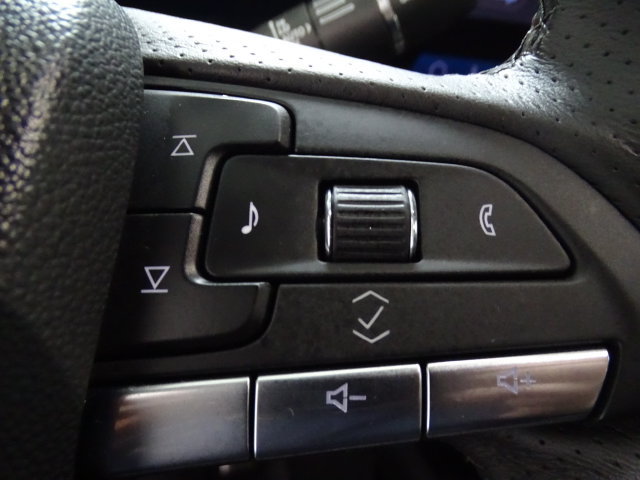 Certified 2024 Cadillac XT4 Sport AWD/4WD image 8