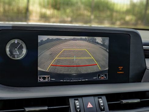 Used 2020 Lexus ES 350 w/ Premium Package FWD image 24