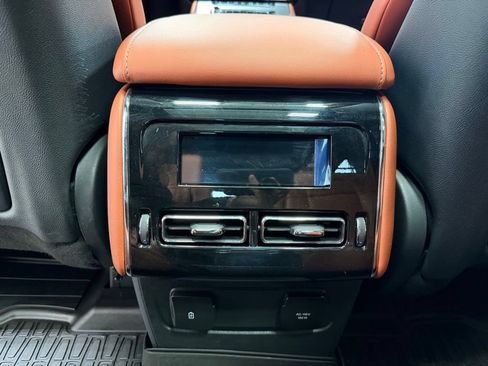 Used 2025 Lincoln Aviator Reserve w/ Luxury Package AWD/4WD image 21