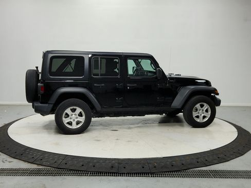 Used 2021 Jeep Wrangler Unlimited Sport AWD/4WD image 9