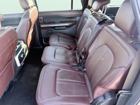 Used 2023 Ford Expedition Max Limited image 36