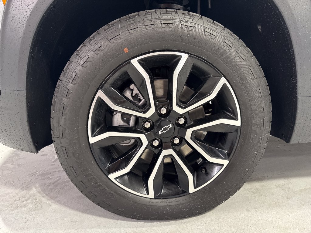 New 2026 Chevrolet TrailBlazer ACTIV w/ Driver Confidence Package AWD/4WD image 40