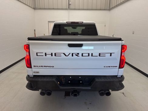 Used 2021 Chevrolet Silverado 1500 Custom Trail Boss image 5