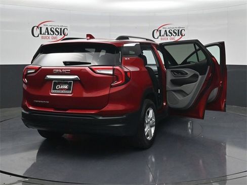 Used 2023 GMC Terrain SLE w/ Driver Convenience Package image 35