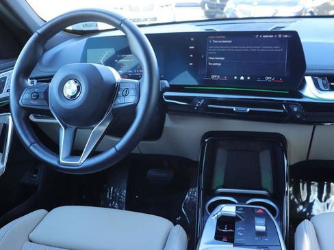 Used 2025 BMW X1 xDrive28i w/ Convenience Package image 27