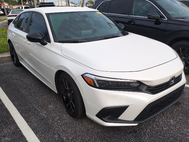 Used 2024 Honda Civic Sport image 1