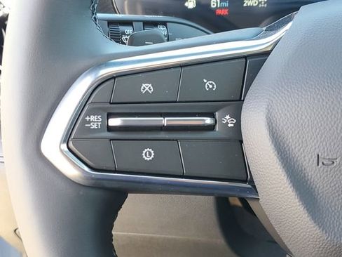 New 2026 Chevrolet Equinox LT w/ Convenience Package II image 18