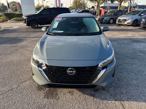 Used 2024 Nissan Sentra SV w/ All-Weather Package image 4