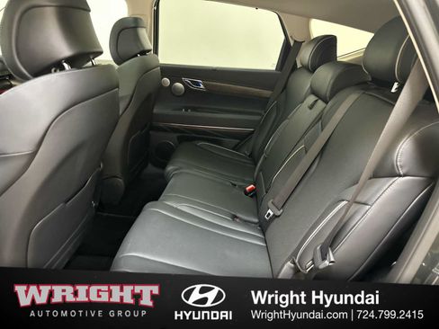 Used 2025 Genesis GV80 2.5T Prestige AWD/4WD image 13