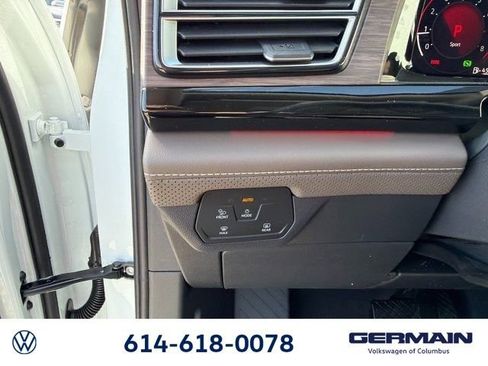 New 2026 Volkswagen Atlas SEL image 25