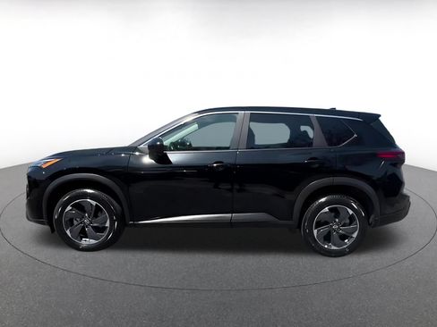 Used 2025 Nissan Rogue SV FWD image 9