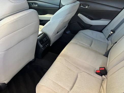 Used 2025 Honda Accord SE image 12