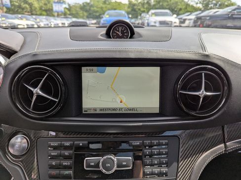 Used 2016 Mercedes-Benz SL 63 AMG image 24
