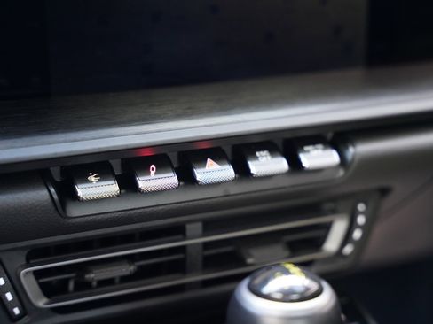 Used 2022 Porsche 911 GT3 image 22