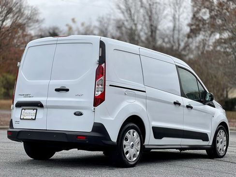 Used 2019 Ford Transit Connect XLT image 6