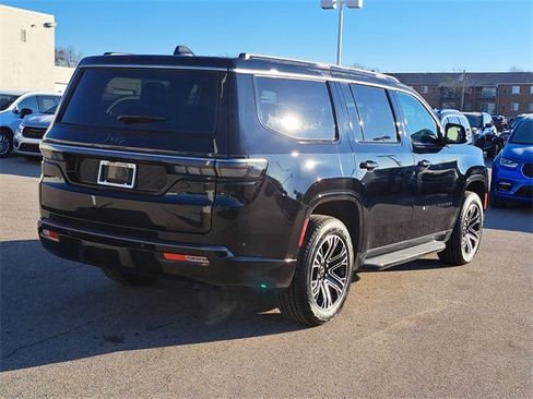 New 2026 Jeep Grand Wagoneer Base image 4