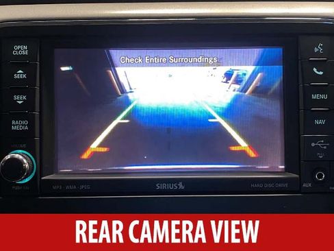 Used 2012 Jeep Grand Cherokee Overland AWD/4WD image 12