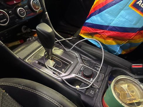 Used 2019 Subaru Forester Premium image 13