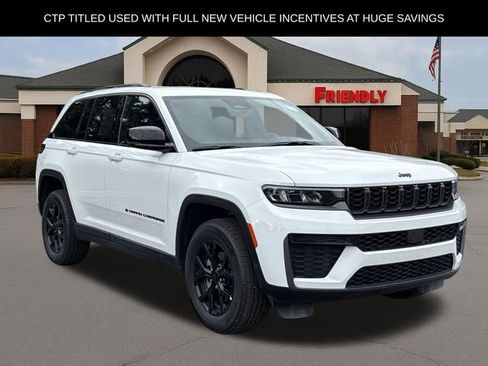 New 2026 Jeep Grand Cherokee Altitude AWD/4WD image 2
