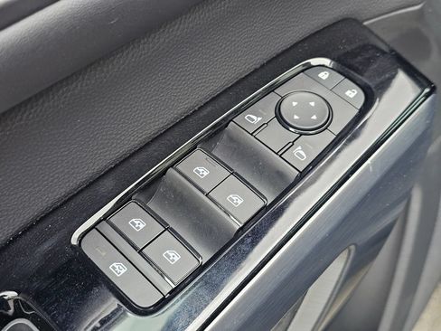New 2026 Nissan Pathfinder SL w/ SL Premium Package AWD/4WD image 44