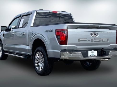 Used 2025 Ford F150 XLT w/ Equipment Group 302A MID AWD/4WD image 11