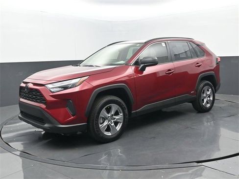Used 2025 Toyota RAV4 LE image 23