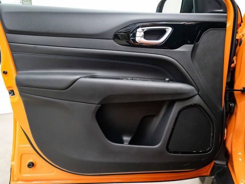 Used 2026 Jeep Compass Latitude image 20