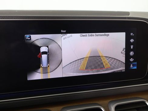 Used 2020 Mercedes-Benz GLS 450 4MATIC image 7