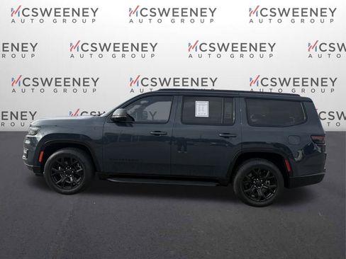 Used 2023 Jeep Wagoneer Series II image 2