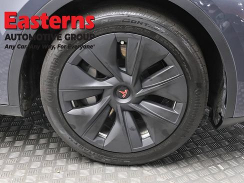 Used 2023 Tesla Model Y Long Range AWD/4WD image 24