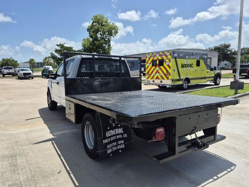Certified 2020 Ford F350 XL w/ Power Equipment Group RWD image 9