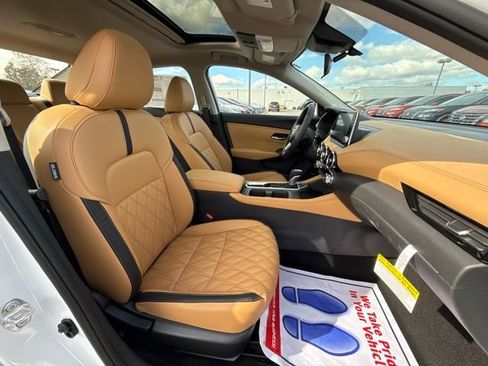 New 2025 Nissan Sentra SV w/ SV Premium Package image 17