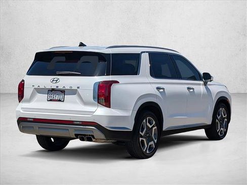 Used 2025 Hyundai Palisade Limited FWD image 5
