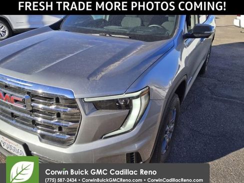 Used 2025 GMC Acadia Elevation image 1