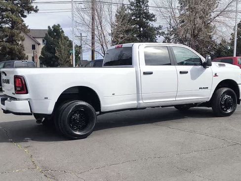 New 2026 RAM 3500 Big Horn image 9