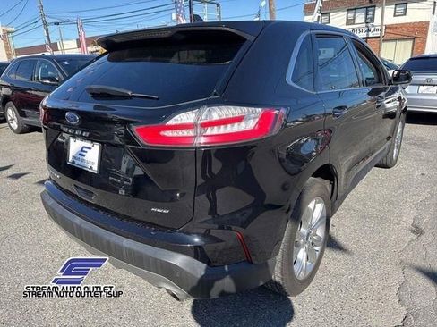 Used 2022 Ford Edge Titanium AWD/4WD image 13
