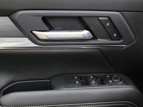 New 2026 GMC Terrain Elevation w/ LPO, Floor Liner Package image 16