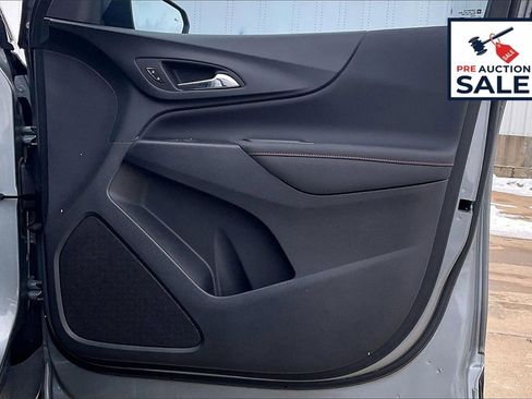 Used 2024 Chevrolet Equinox RS w/ LPO, Floor Liner Package image 29