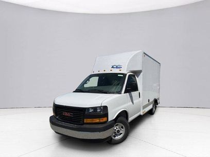 New 2026 GMC Savana 3500 w/ Power Convenience Package