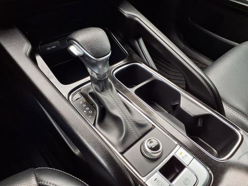 Used 2025 Kia Telluride LX image 18