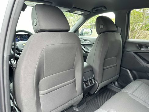 New 2026 Chevrolet Equinox LT image 17