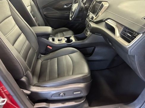 Used 2023 GMC Terrain Denali w/ Denali Premium Package AWD/4WD image 23