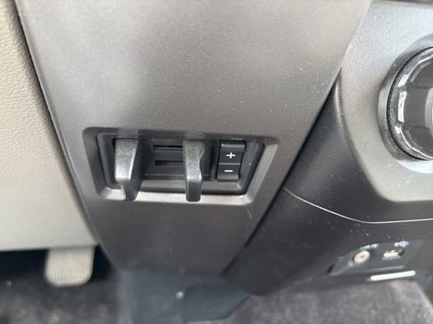 Used 2015 Ford F150 XLT w/ Trailer Tow Package AWD/4WD image 20